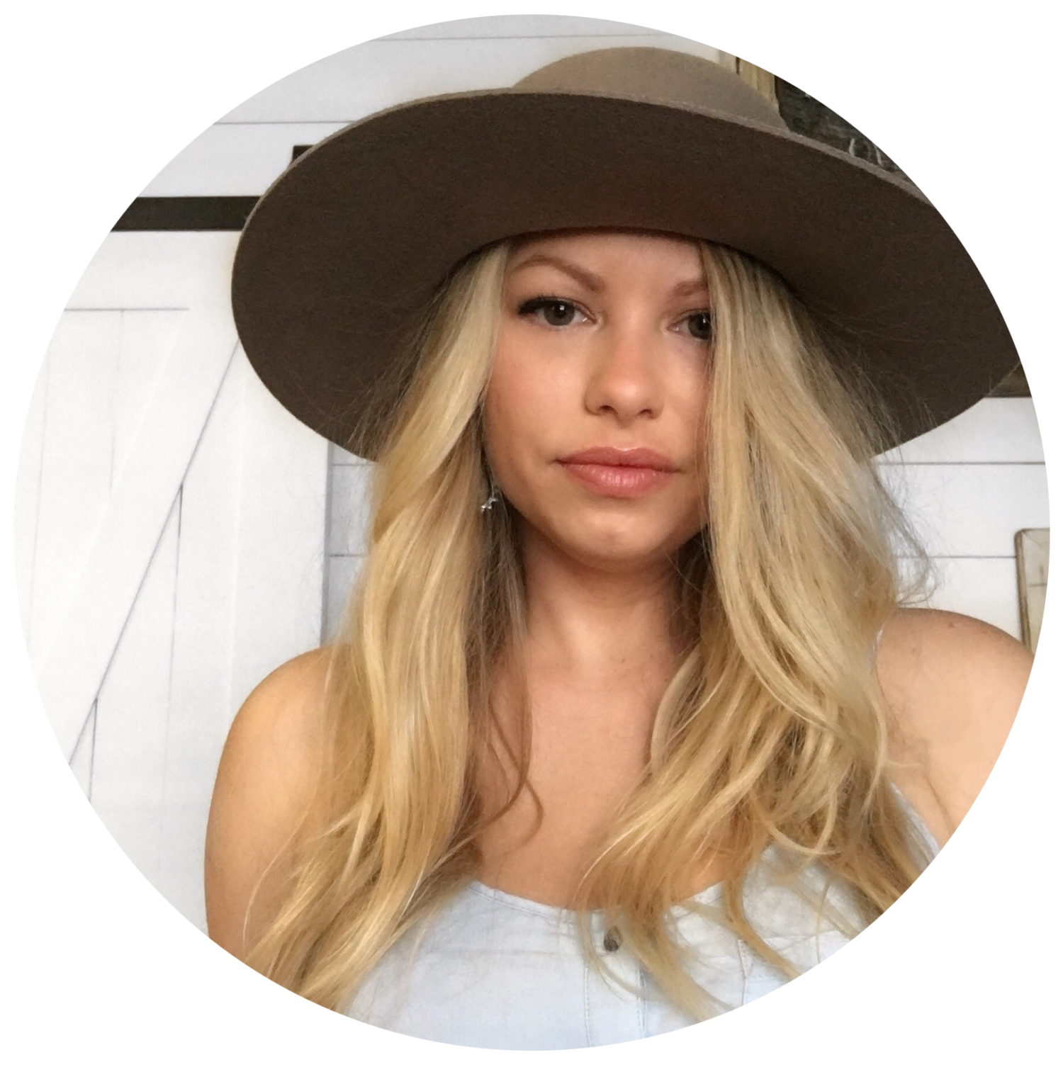 Ashley Nicole Caldwell Founder | Curator Cottage-Bound