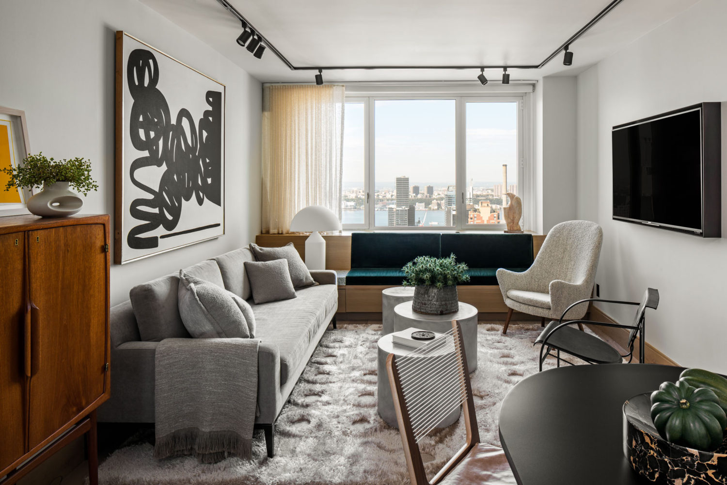 Columbus Circle Apartment, Designed by: Marc Houston, Photographed by: Sean Litchfield for Homepolish - Life-Styled.net